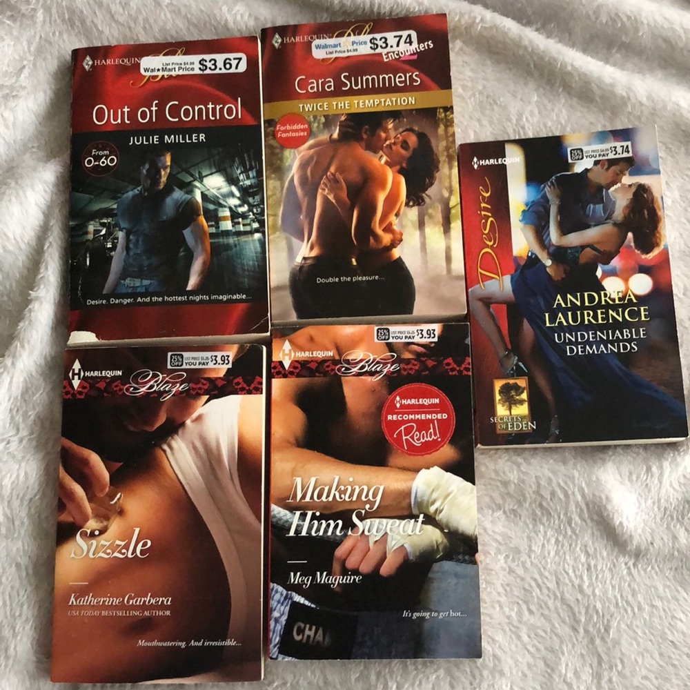 💋Harlequin Blaze series romance novels